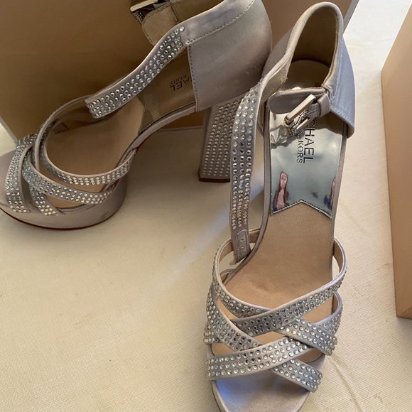 Shoes - Picture 3 of 3